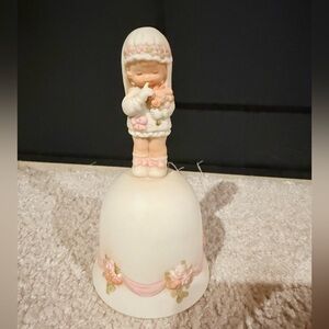Enesco Here comes the Bride porcelain bell. "Here comes the Bride"